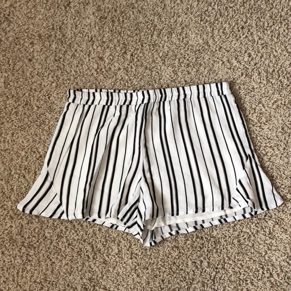 Flowy shorts